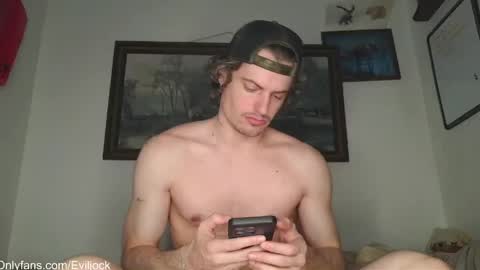 bebe  dust online show from May 9, 2026, 3:23 am