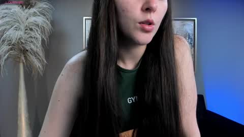 Am Becca online show from November 4, 2025, 6:18 pm