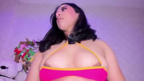 Snapshot of beccamathew chatting on July 6, 2026, 1:24 am Becca Mathew online show from July 6, 2026, 1:24 am