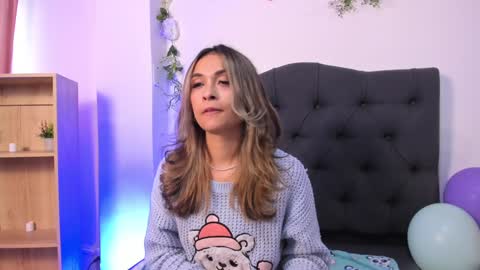 beccamilanni online show from December 6, 2024, 12:49 pm