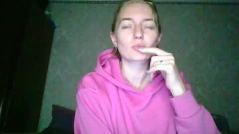 Snapshot of beckixolensy chatting on May 30, 2026, 4:59 pm BeckiXOlensy online show from May 30, 2026, 4:59 pm