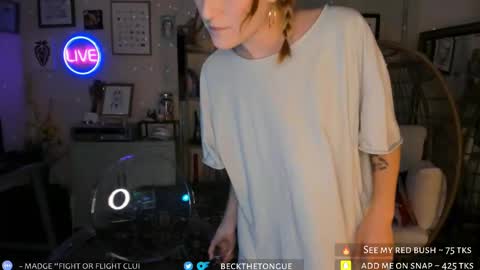 Snapshot of beckthetongue chatting on September 18, 2025, 10:23 pm Beck the tongue online show from September 18, 2025, 10:23 pm