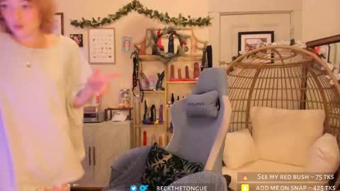 Snapshot of beckthetongue chatting on December 17, 2025, 8:59 pm Beck the tongue online show from December 17, 2025, 8:59 pm