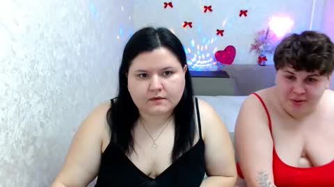 BeckyAndEllen online show from January 28, 2025, 7:10 pm