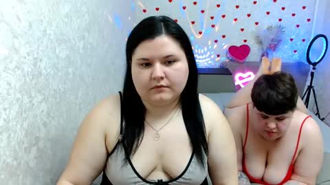 BeckyAndEllen online show from February 18, 2025, 8:03 pm