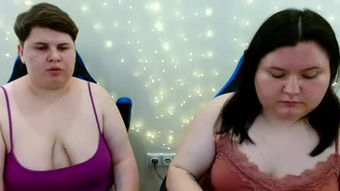Snapshot of beckyandellen chatting on June 29, 2026, 10:15 am BeckyAndEllen online show from June 29, 2026, 10:15 am