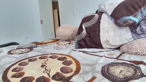 instagram becky angel1 online show from January 7, 2025, 5:42 pm