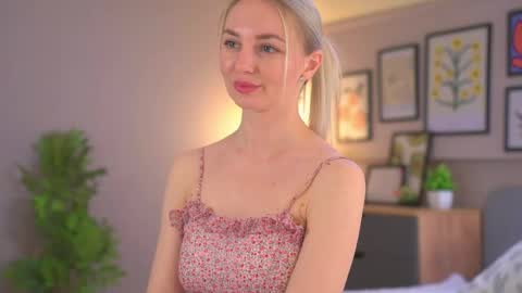 Snapshot of beckyissweetie chatting on May 11, 2026, 8:09 am beckyissweetie online show from May 11, 2026, 8:09 am