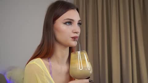 Melissa online show from October 14, 2025, 3:13 pm