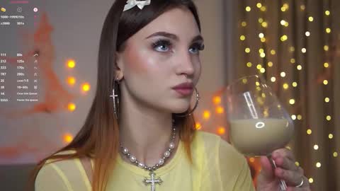 Melissa online show from November 14, 2025, 1:21 pm