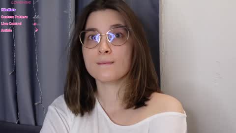 Snapshot of beckymartens chatting on September 12, 2025, 2:11 am BeckyMartens come join me on    while im offline here  online show from September 12, 2025, 2:11 am