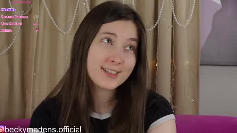 BeckyMartens come join me on    while im offline here  online show from May 17, 2026, 3:37 am