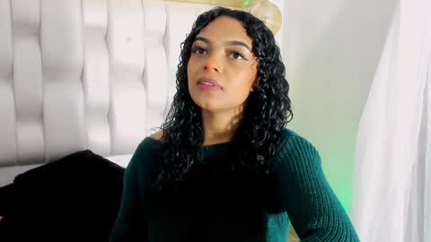 B E C K Y online show from December 25, 2024, 1:41 pm