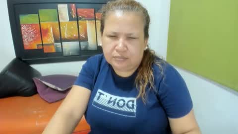 beckyummys online show from December 15, 2024, 11:34 am