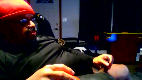 BEEF69DOG online show from May 10, 2026, 2:06 am