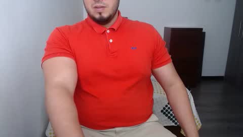 Snapshot of beefypecs_10 chatting on May 15, 2026, 6:04 pm Criss2fer online show from May 15, 2026, 6:04 pm