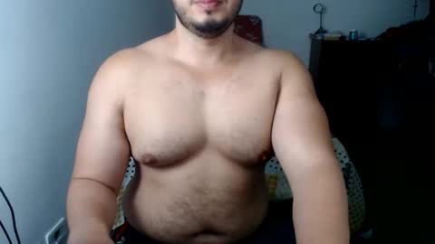 Snapshot of beefypecs_10 chatting on May 27, 2026, 3:03 am Criss2fer online show from May 27, 2026, 3:03 am