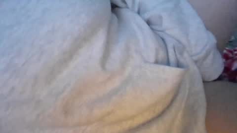 Snapshot of beeinmedeep chatting on May 4, 2026, 3:41 pm beeinmedeep online show from May 4, 2026, 3:41 pm