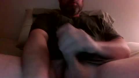 Snapshot of beekstar chatting on October 12, 2025, 8:35 am beekstar online show from October 12, 2025, 8:35 am