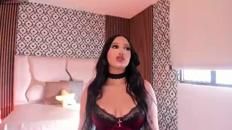 BELLA online show from June 21, 2026, 12:19 pm