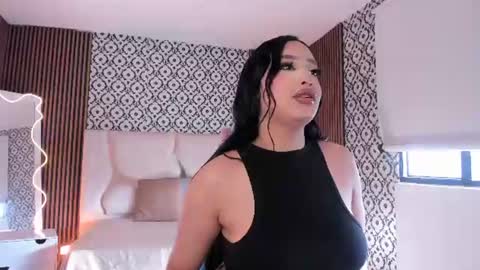 BELLA online show from August 1, 2026, 12:59 pm