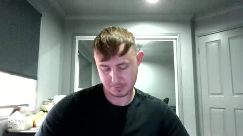 Snapshot of beelzebubxo chatting on October 13, 2025, 2:33 am beelzebubxo online show from October 13, 2025, 2:33 am