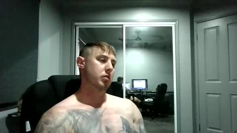 Snapshot of beelzebubxo chatting on October 16, 2025, 11:39 pm beelzebubxo online show from October 16, 2025, 11:39 pm