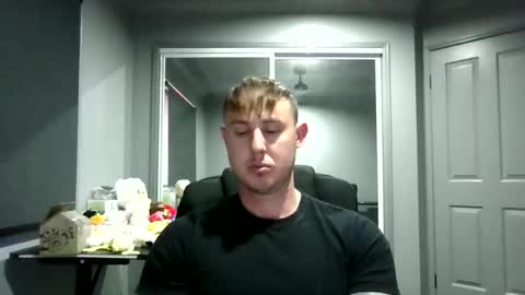 Snapshot of beelzebubxo chatting on October 21, 2025, 2:23 am beelzebubxo online show from October 21, 2025, 2:23 am