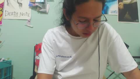 Snapshot of beentage chatting on January 24, 2025, 7:08 am Alex online show from January 24, 2025, 7:08 am