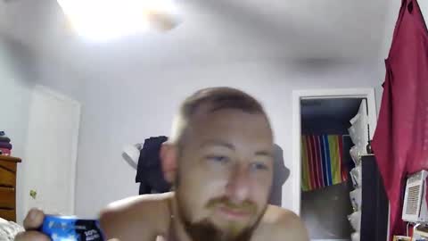 Snapshot of beercanthickness chatting on October 9, 2025, 9:35 pm Dunkindaddy online show from October 9, 2025, 9:35 pm