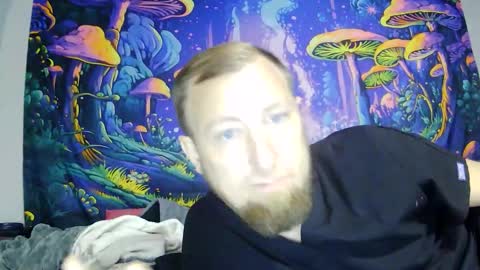 Snapshot of beercanthickness chatting on November 4, 2025, 1:27 am Dunkindaddy online show from November 4, 2025, 1:27 am