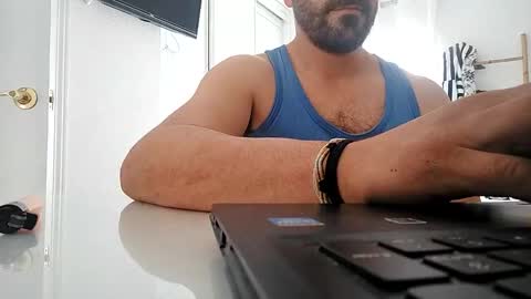 Snapshot of beerman198710 chatting on February 20, 2025, 2:24 pm beerman198710 online show from February 20, 2025, 2:24 pm