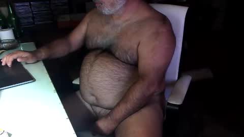 Snapshot of beers19 chatting on September 27, 2025, 1:49 pm beers19 online show from September 27, 2025, 1:49 pm