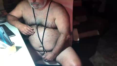 Snapshot of beers19 chatting on September 28, 2025, 3:06 pm beers19 online show from September 28, 2025, 3:06 pm