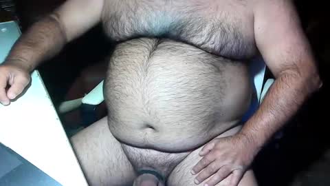 Snapshot of beers19 chatting on October 1, 2025, 3:40 pm beers19 online show from October 1, 2025, 3:40 pm