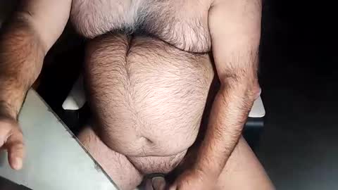 Snapshot of beers19 chatting on October 4, 2025, 3:43 pm beers19 online show from October 4, 2025, 3:43 pm