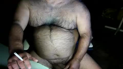 Snapshot of beers19 chatting on October 13, 2025, 2:06 pm beers19 online show from October 13, 2025, 2:06 pm