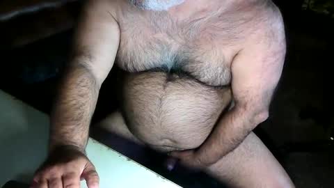 Snapshot of beers19 chatting on October 23, 2025, 6:45 am beers19 online show from October 23, 2025, 6:45 am