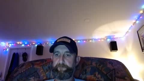 Beetee77 online show from September 28, 2025, 8:25 pm