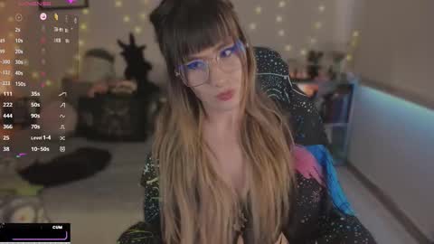 Snapshot of beethmanning_ chatting on September 15, 2025, 10:21 pm       online show from September 15, 2025, 10:21 pm