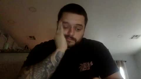 Snapshot of beginnersluck111 chatting on November 9, 2025, 11:58 pm Beginners Luck online show from November 9, 2025, 11:58 pm