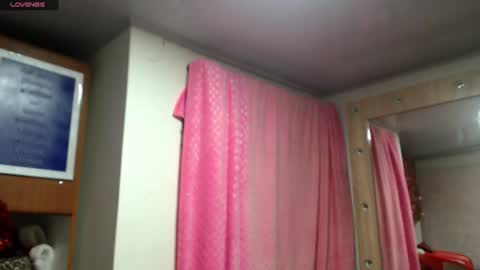 Snapshot of bekkasquirt chatting on March 9, 2025, 12:10 am bekkasquirt online show from March 9, 2025, 12:10 am