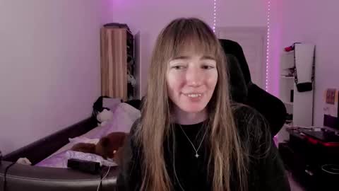 Lisa online show from September 17, 2025, 4:41 pm