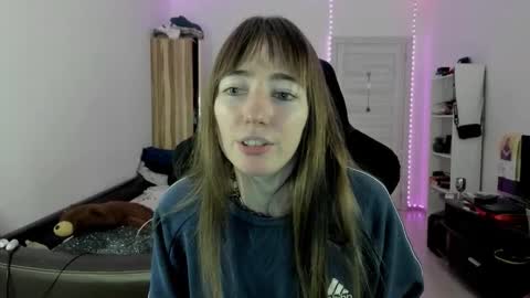 Lisa online show from October 20, 2025, 2:06 pm