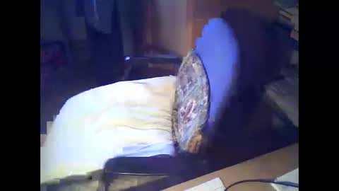 Snapshot of bekklove1 chatting on February 24, 2025, 8:38 am bekklove1 online show from February 24, 2025, 8:38 am