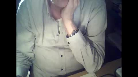 Snapshot of bekklove1 chatting on March 3, 2025, 4:14 pm bekklove1 online show from March 3, 2025, 4:14 pm