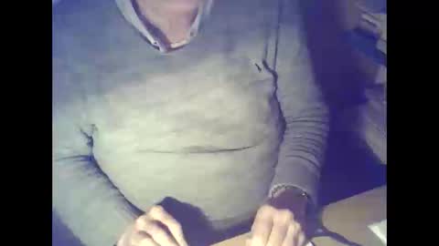 Snapshot of bekklove1 chatting on March 8, 2025, 4:39 pm bekklove1 online show from March 8, 2025, 4:39 pm