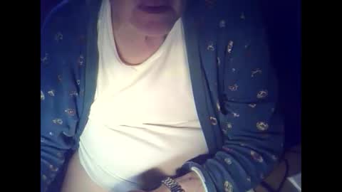 Snapshot of bekklove1 chatting on March 10, 2025, 10:48 am bekklove1 online show from March 10, 2025, 10:48 am