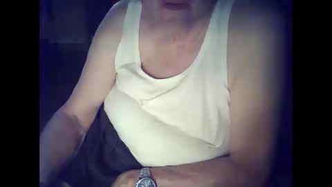 Snapshot of bekklove1 chatting on September 20, 2025, 4:19 pm bekklove1 online show from September 20, 2025, 4:19 pm