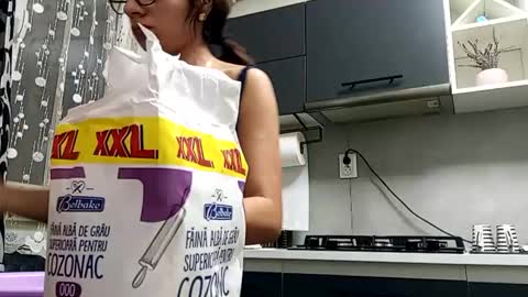 kevin and Bella online show from December 29, 2024, 4:08 pm